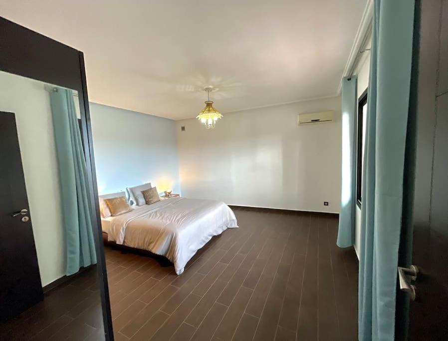 فيلة Luxury With Private Pool الدار البيضاء